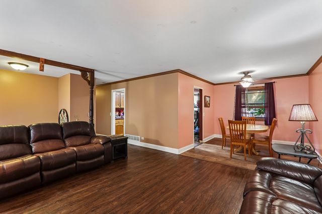 801 Sheridan Drive, Wauconda, IL 60084