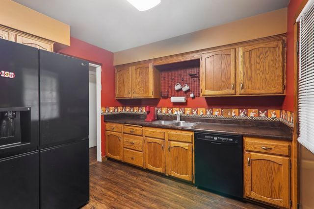 801 Sheridan Drive, Wauconda, IL 60084
