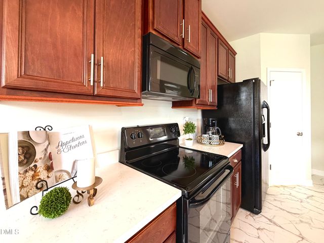 175 Watersedge Lane, Smithfield, NC 27577
