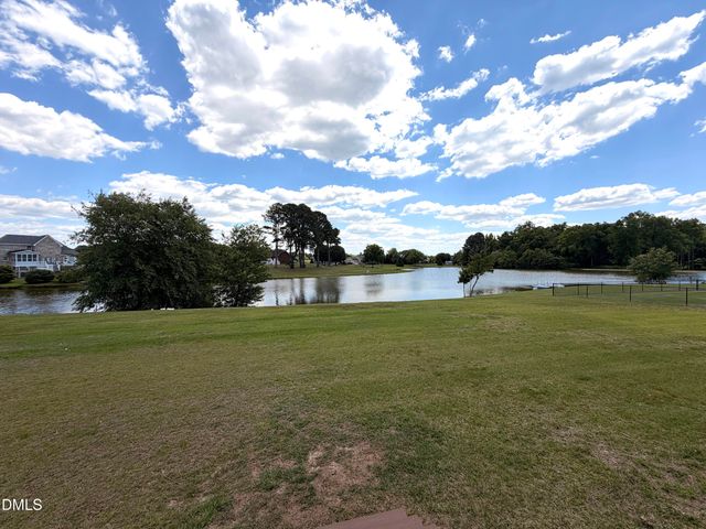 175 Watersedge Lane, Smithfield, NC 27577