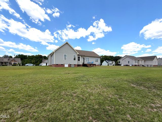 175 Watersedge Lane, Smithfield, NC 27577