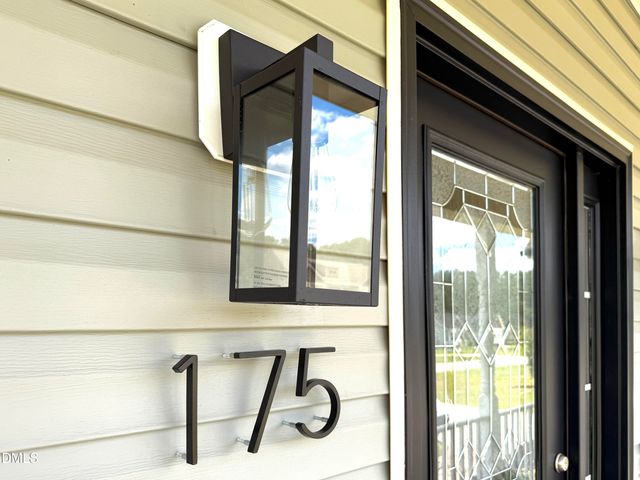 175 Watersedge Lane, Smithfield, NC 27577