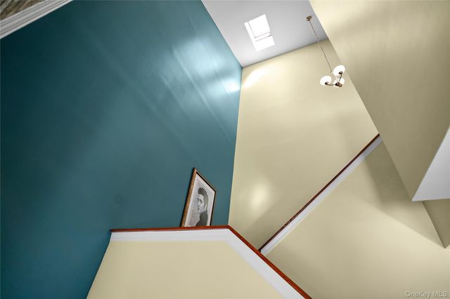 2860 Nicole Court, Oceanside, NY 11572