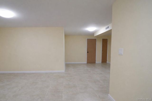 2860 Nicole Court, Oceanside, NY 11572