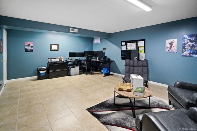 2860 Nicole Court, Oceanside, NY 11572