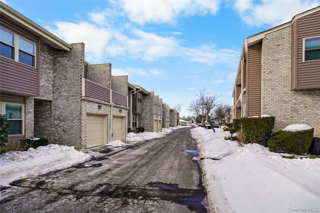 2860 Nicole Court, Oceanside, NY 11572