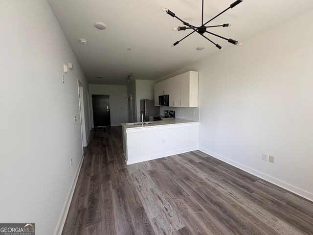 525 Parkway Drive NE APT 512, Atlanta, GA 30308