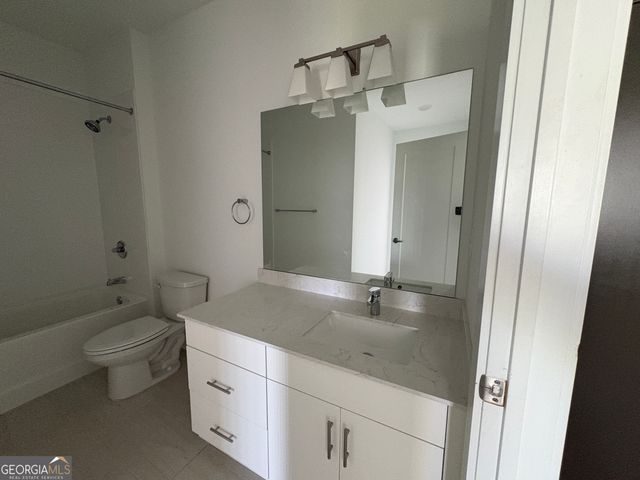 525 Parkway Drive NE APT 512, Atlanta, GA 30308