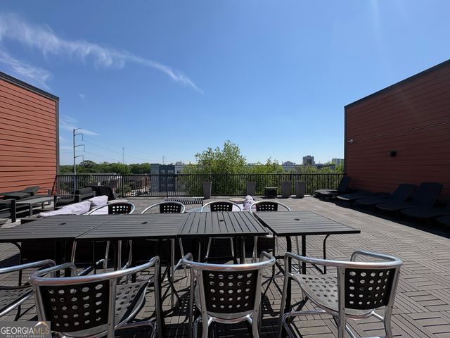 525 Parkway Drive NE APT 512, Atlanta, GA 30308