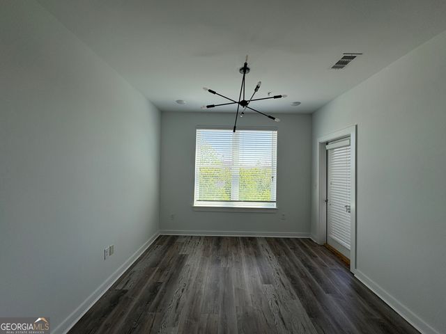 525 Parkway Drive NE APT 512, Atlanta, GA 30308