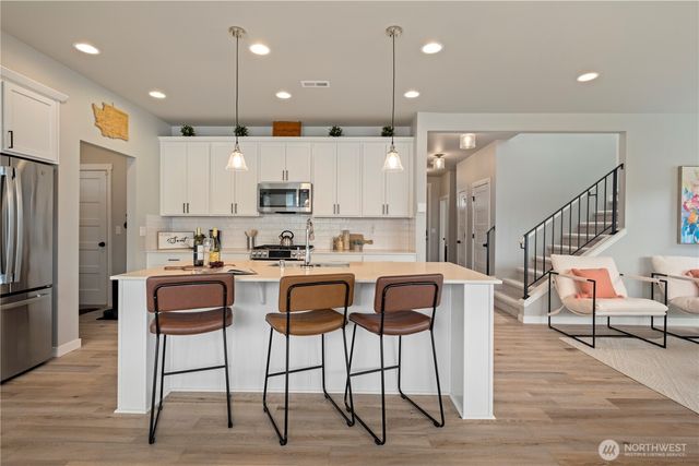 6782 43rd Street NE, Marysville, WA 98270