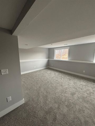 4011 Groveland Avenue, Wyoming, MI 49519