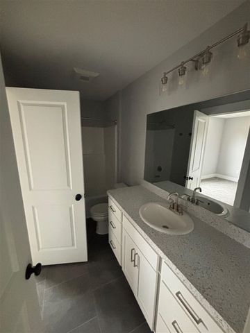 4011 Groveland Avenue, Wyoming, MI 49519