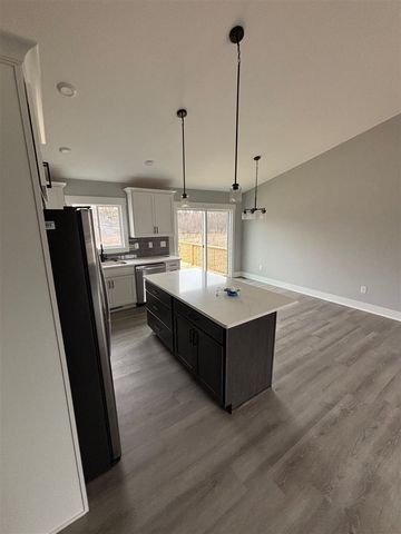 4011 Groveland Avenue, Wyoming, MI 49519