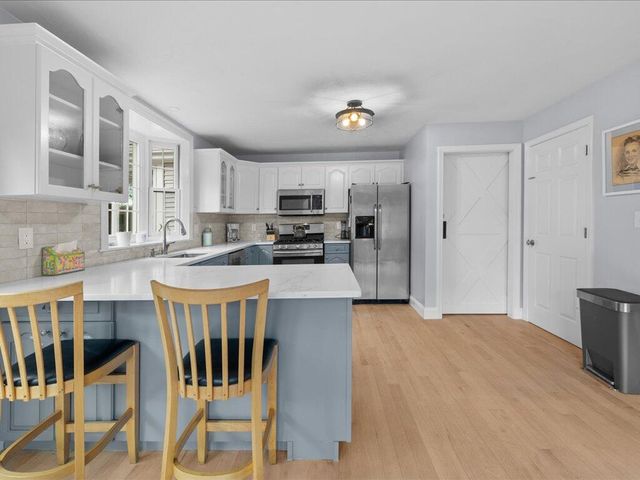 266 Algonquin Avenue, Mashpee, MA 02649