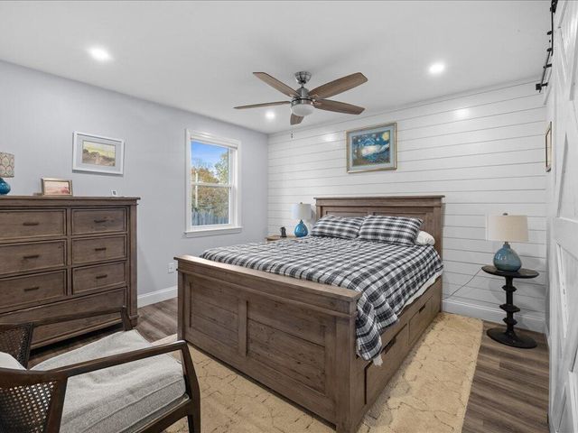 266 Algonquin Avenue, Mashpee, MA 02649