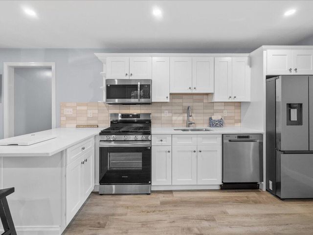266 Algonquin Avenue, Mashpee, MA 02649