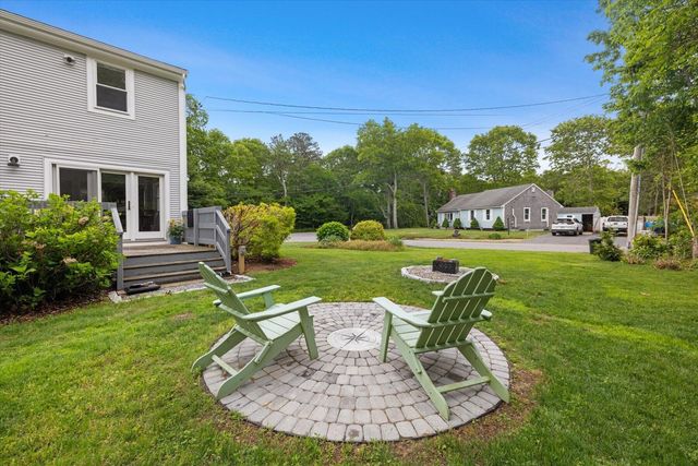266 Algonquin Avenue, Mashpee, MA 02649