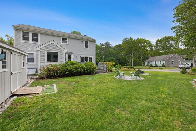 266 Algonquin Avenue, Mashpee, MA 02649