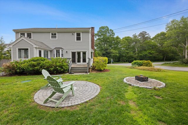 266 Algonquin Avenue, Mashpee, MA 02649