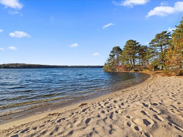 266 Algonquin Avenue, Mashpee, MA 02649