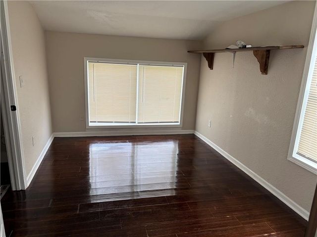 106 W 80th Street, Kansas City, MO 64114