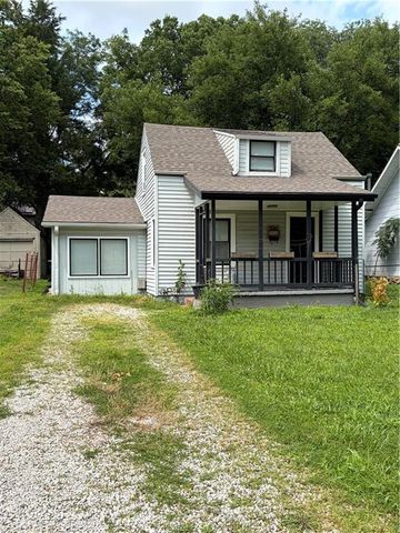 106 W 80th Street, Kansas City, MO 64114
