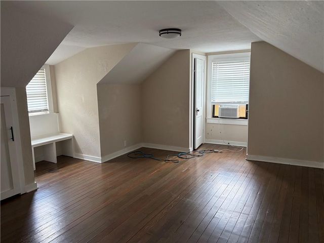 106 W 80th Street, Kansas City, MO 64114