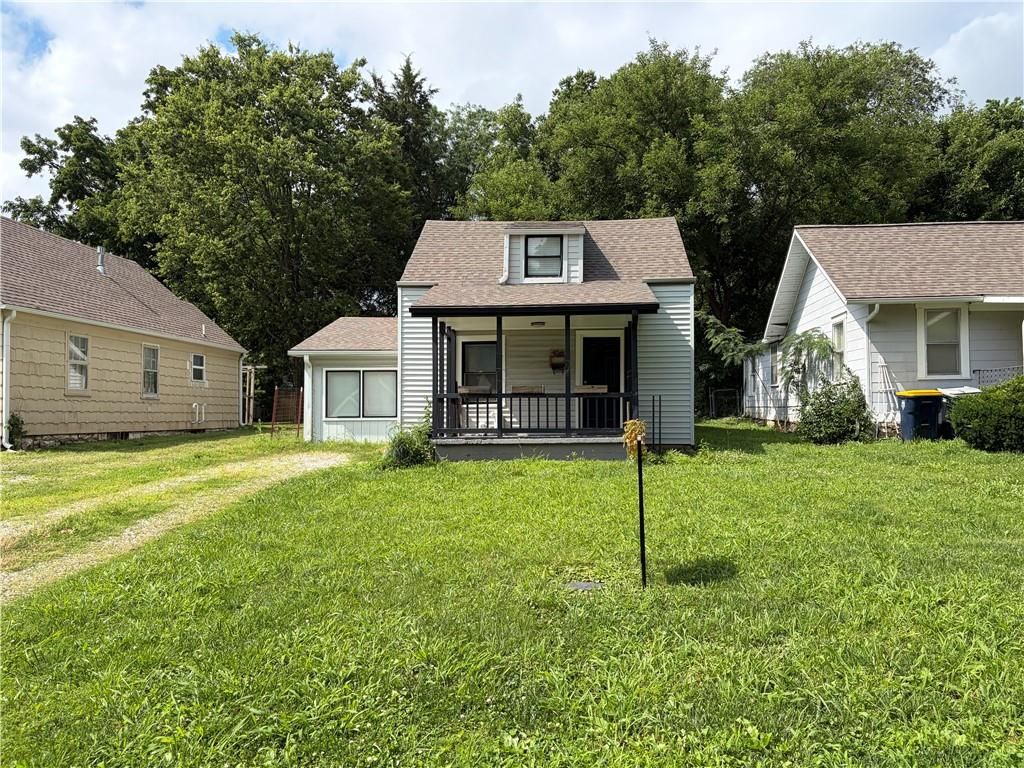 106 W 80th Street, Kansas City, MO 64114