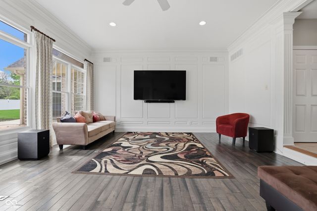 8101 Wellsbrook Drive, Indianapolis, IN 46278