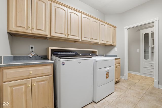 8101 Wellsbrook Drive, Indianapolis, IN 46278