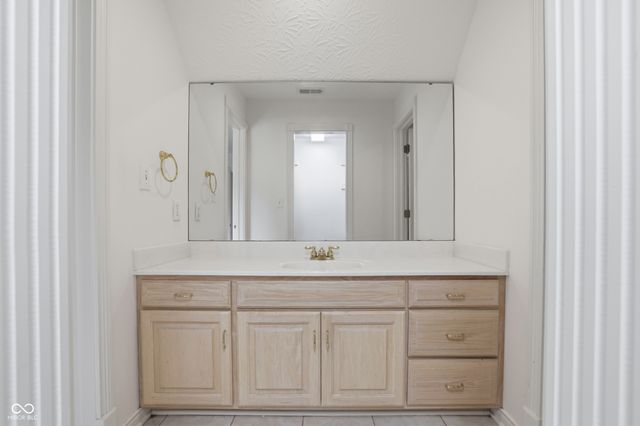 8101 Wellsbrook Drive, Indianapolis, IN 46278