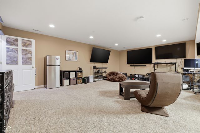 8101 Wellsbrook Drive, Indianapolis, IN 46278