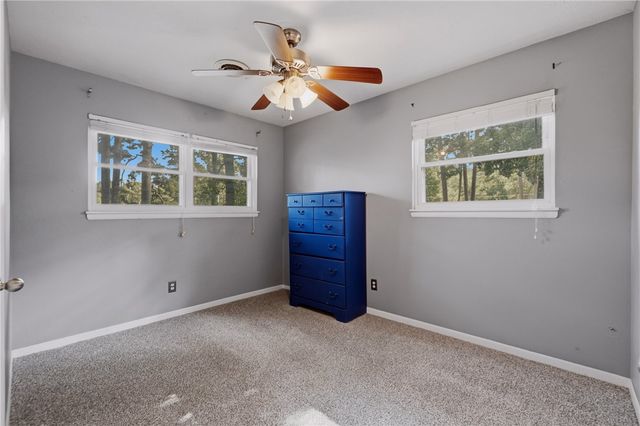 13 Sheneman Drive, Bella Vista, AR 72715