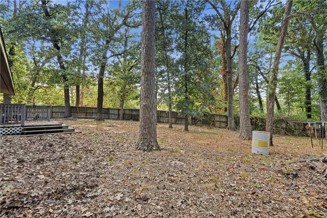 13 Sheneman Drive, Bella Vista, AR 72715