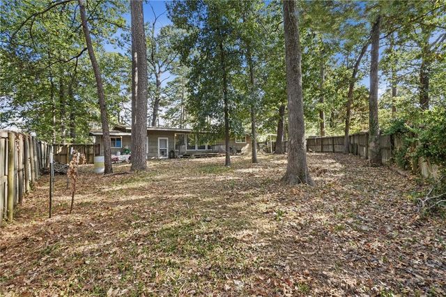 13 Sheneman Drive, Bella Vista, AR 72715