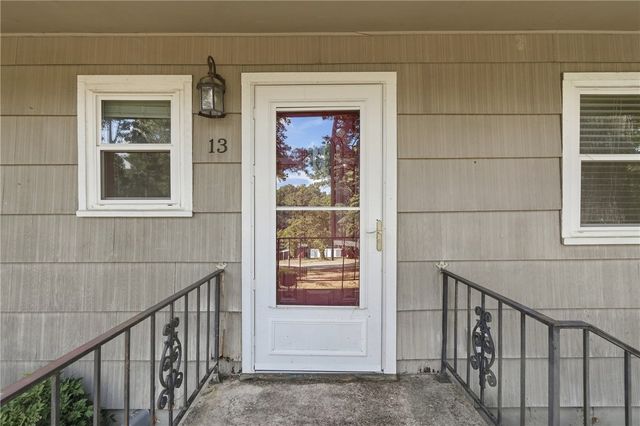 13 Sheneman Drive, Bella Vista, AR 72715