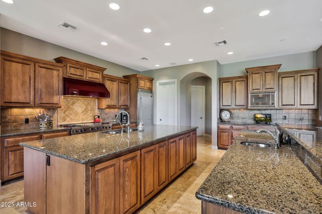 5650 E CANYON CROSSINGS Drive, Cave Creek, AZ 85331