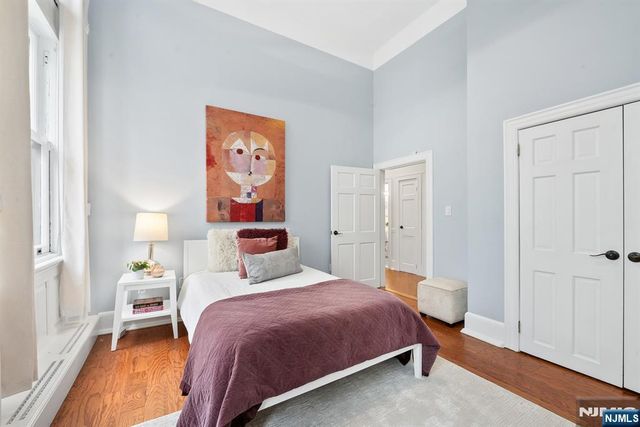 83 Montgomery Street 201, Jersey City, NJ 07302