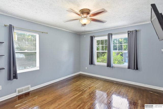 4824 Pratt Street, Omaha, NE 68104