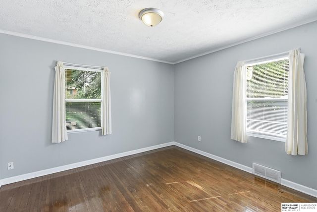 4824 Pratt Street, Omaha, NE 68104