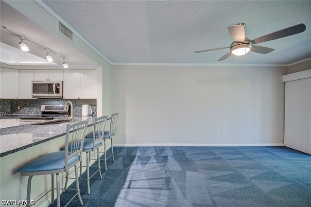 3300 Binnacle DR 205, Naples, FL 34103