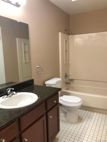 43568 W Arbor Way Drive 138, Canton, MI 48188