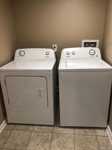 43568 W Arbor Way Drive 138, Canton, MI 48188