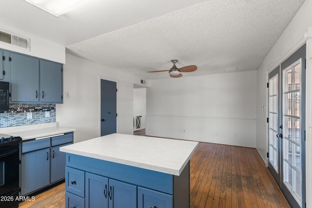 4523 W ALTADENA Avenue, Glendale, AZ 85304