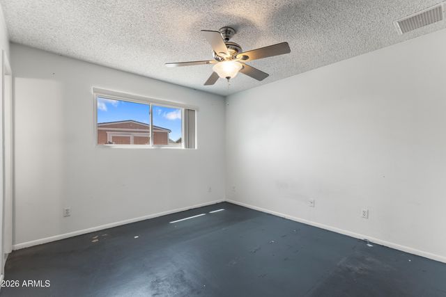 4523 W ALTADENA Avenue, Glendale, AZ 85304
