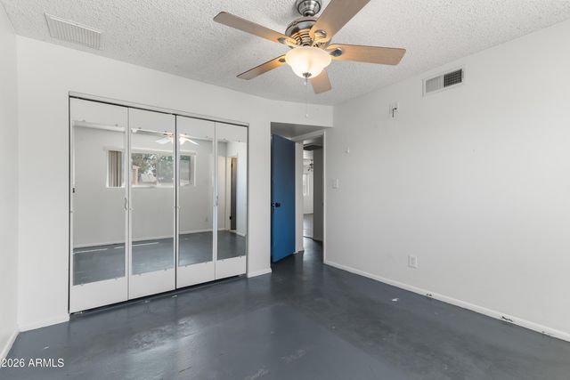 4523 W ALTADENA Avenue, Glendale, AZ 85304