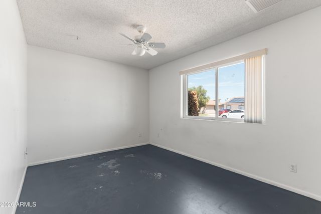 4523 W ALTADENA Avenue, Glendale, AZ 85304