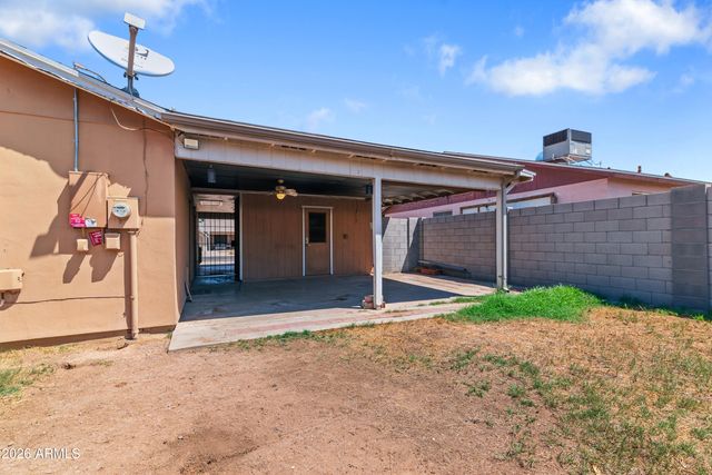 4523 W ALTADENA Avenue, Glendale, AZ 85304