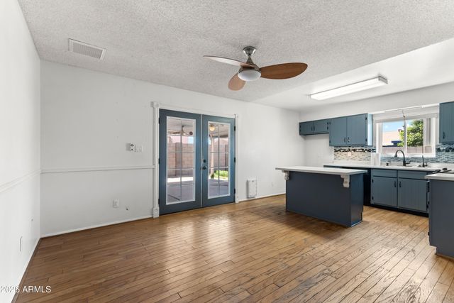 4523 W ALTADENA Avenue, Glendale, AZ 85304